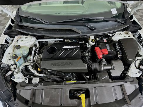 Used 2023 Nissan Rogue SV image 30