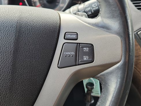 Used 2013 Acura MDX w/ Technology & Entertainment image 32