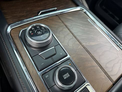 Used 2019 Ford Expedition Platinum AWD/4WD image 20