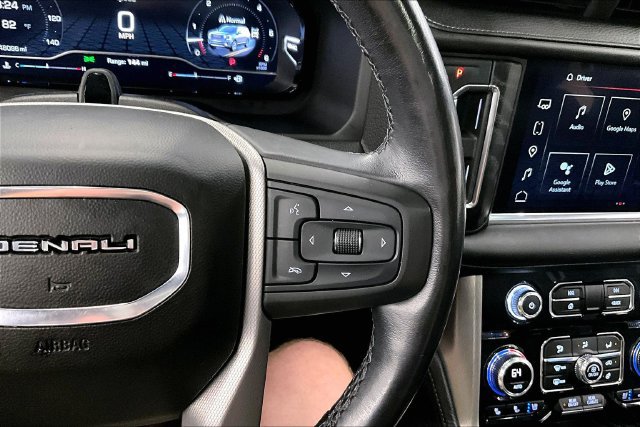Used 2023 GMC Yukon XL Denali w/ Advanced Technology Package AWD/4WD image 29
