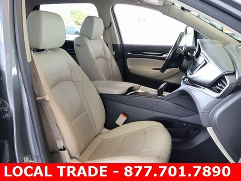 Used 2019 Buick Enclave Essence image 21