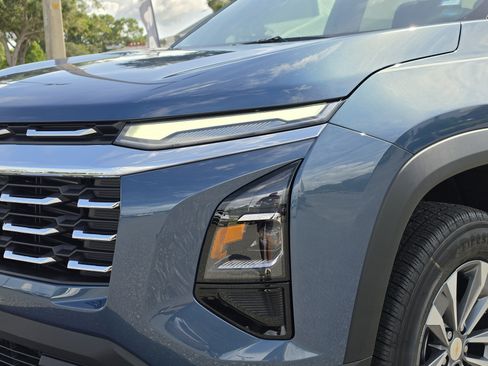New 2026 Chevrolet Equinox LT FWD image 13