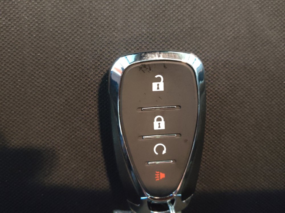 Used 2020 Chevrolet Trax LT w/ LT Convenience Package FWD image 32