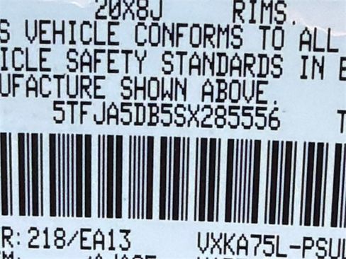 Used 2025 Toyota Tundra Limited image 32