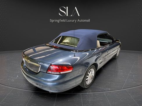 Used 2002 Chrysler Sebring Limited FWD image 13