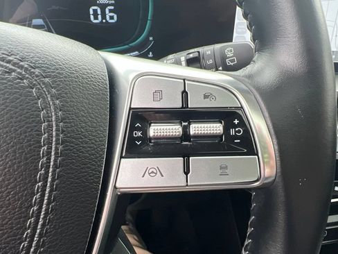 Certified 2024 Kia Telluride S w/ S Sunroof Package AWD/4WD image 60