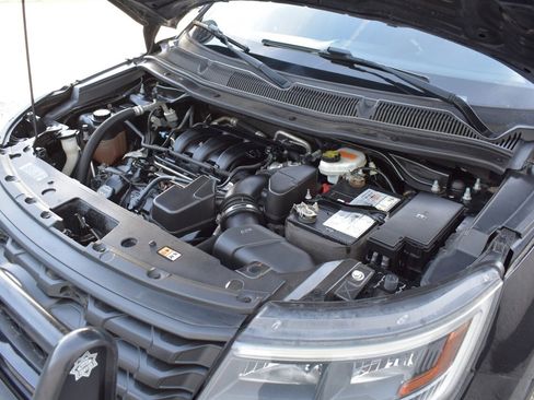 Used 2016 Ford Explorer 4WD Police Interceptor w/ Ready For The Road Package image 32