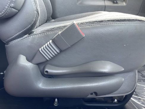 Used 2024 GMC Savana 2500 w/ Driver Convenience Package image 12