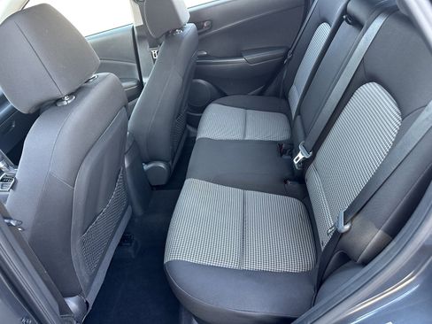 Used 2020 Hyundai Kona SE image 19