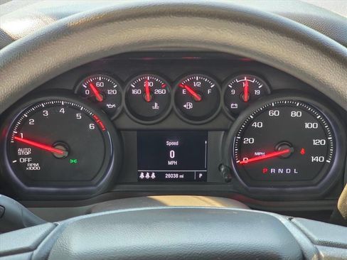 Used 2025 Chevrolet Silverado 1500 Custom RWD image 7