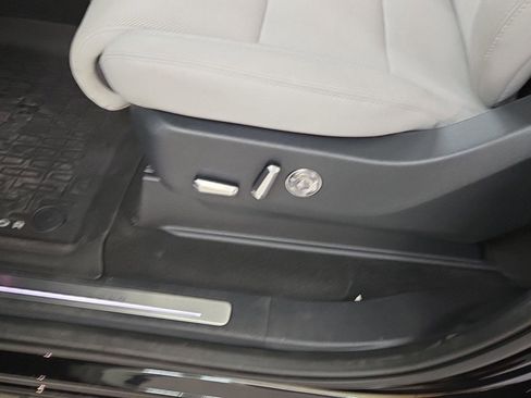 New 2025 Lincoln Navigator L Reserve image 15