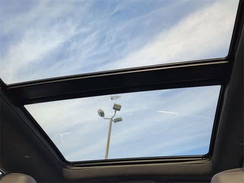 Used 2017 Cadillac XT5 Platinum image 22