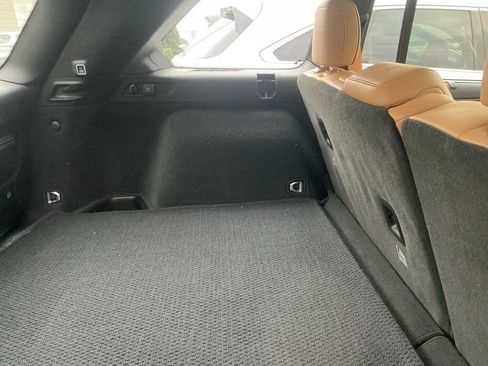 Used 2022 Jeep Grand Cherokee Summit w/ Luxury Tech Group V image 9