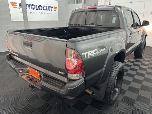 Used 2015 Toyota Tacoma 4x4 Double Cab w/ TRD Sport Package image 9
