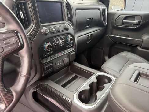 Used 2019 Chevrolet Silverado 1500 LTZ w/ LTZ Plus Package image 18