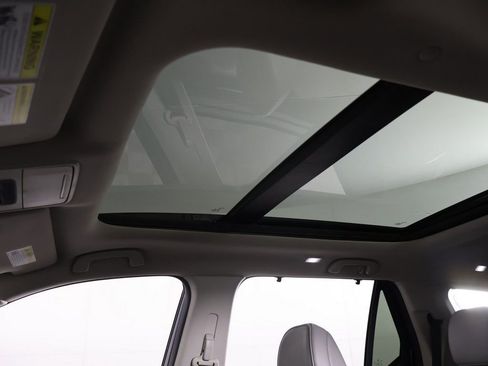 Used 2023 Honda Pilot Touring image 23