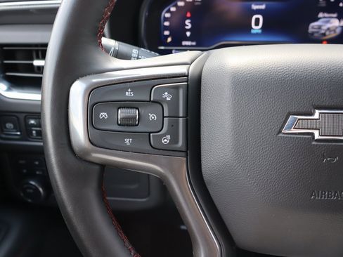 Used 2024 Chevrolet Suburban RST w/ Luxury Package image 6