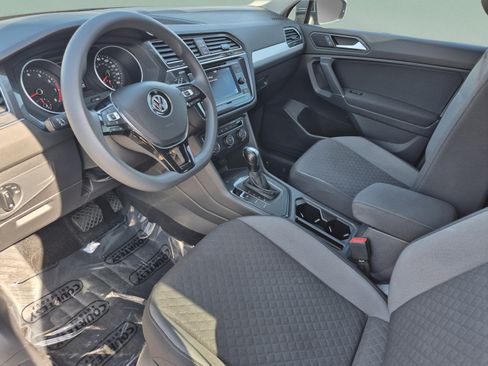 Used 2020 Volkswagen Tiguan S FWD image 18