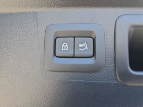 Used 2025 MAZDA CX-50 AWD 2.5 Hybrid w/ Weather Package image 6