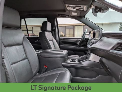 Used 2024 Chevrolet Tahoe LT w/ LT Signature Package AWD/4WD image 32