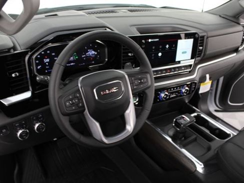 New 2026 GMC Sierra 1500 SLT w/ SLT Premium Plus Package AWD/4WD image 9