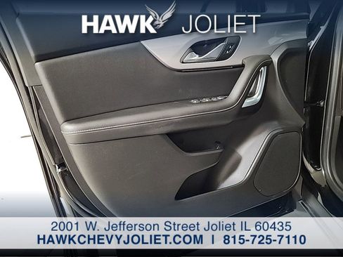 Used 2025 Chevrolet Blazer LT AWD/4WD image 21