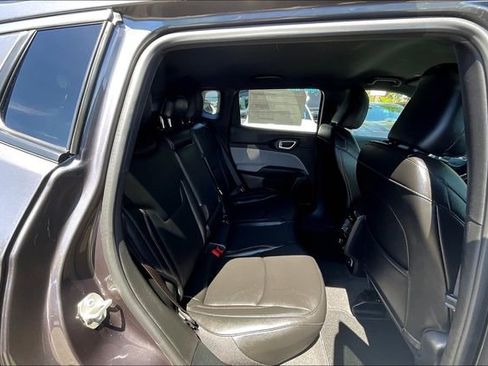 New 2024 Jeep Compass Latitude image 23