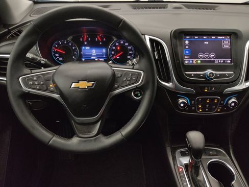 Used 2023 Chevrolet Equinox LT image 22