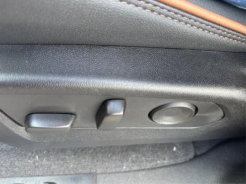 New 2026 GMC Canyon AT4 image 17