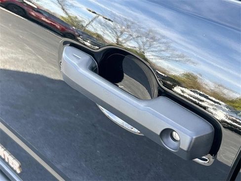 Used 2025 Toyota 4Runner Trailhunter image 16