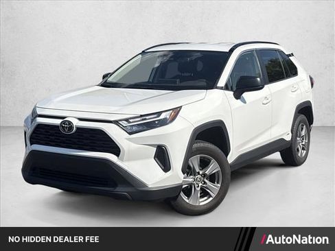Used 2025 Toyota RAV4 LE AWD/4WD image 1