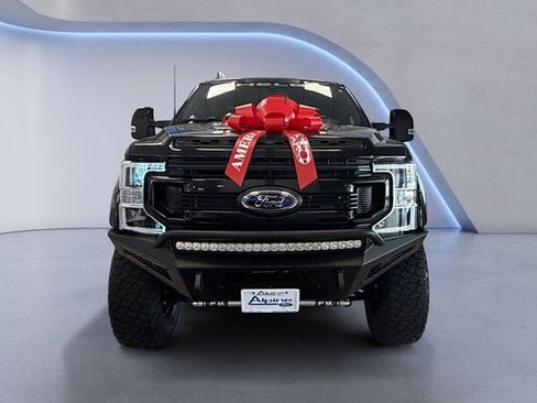 Used 2022 Ford F250 Lariat w/ Lariat Ultimate Package AWD/4WD image 8