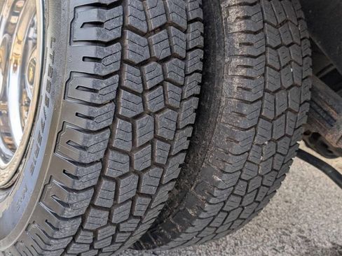 Used 2017 Ford E-450 and Econoline 450 Super Duty RWD image 30