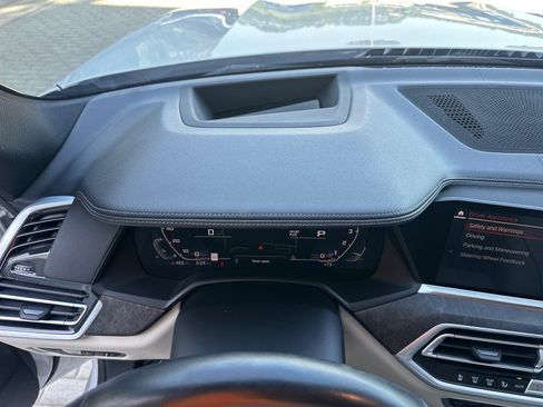 Used 2021 BMW X5 M50i AWD/4WD image 50