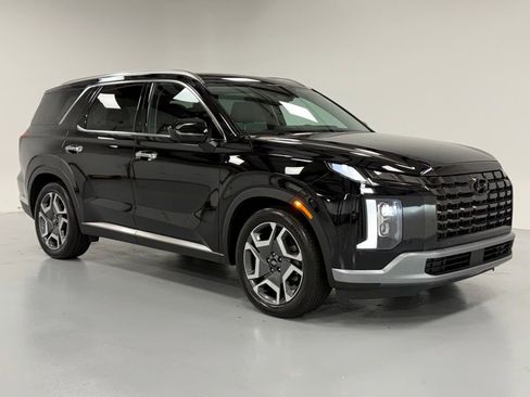 Used 2024 Hyundai Palisade Limited image 5
