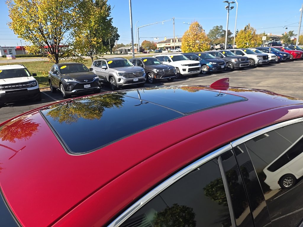 Used 2019 Chevrolet Malibu Premier w/ Sun and Wheel Package FWD image 22