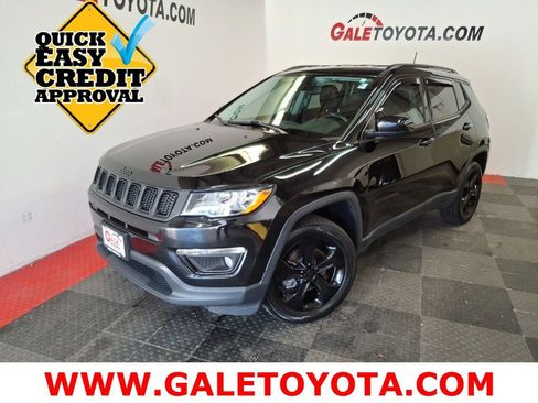 Used 2020 Jeep Compass Latitude image 1