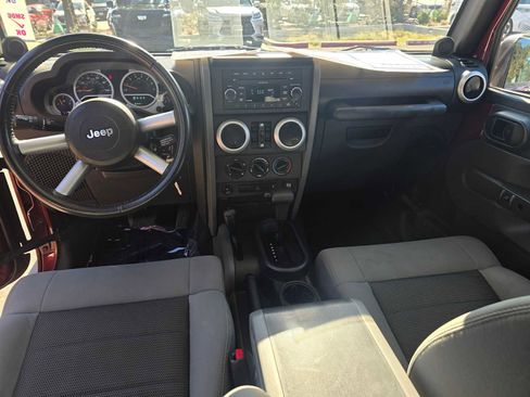 Used 2010 Jeep Wrangler Unlimited Sahara w/ Trailer Tow Group image 21