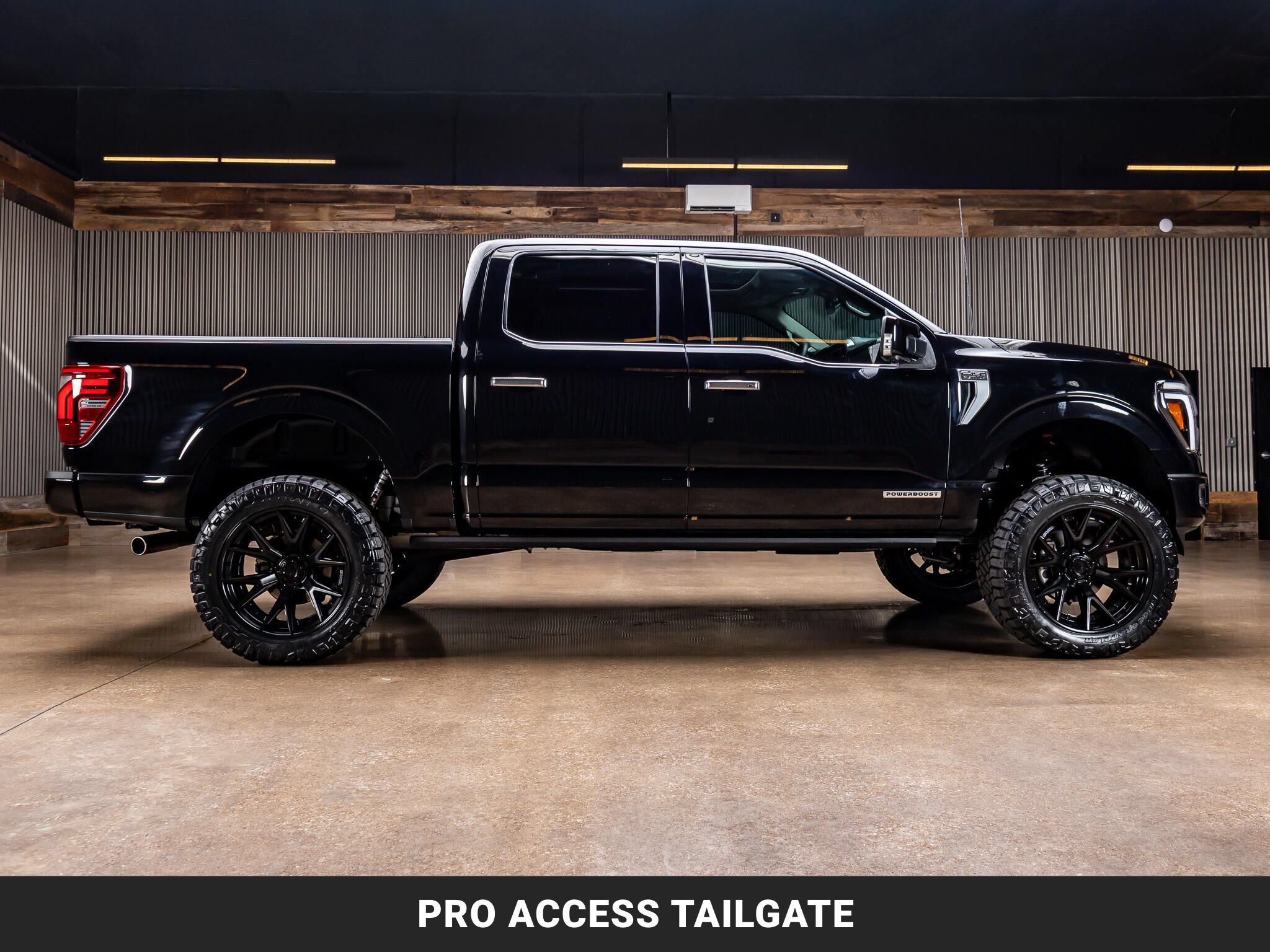 Used 2025 Ford F150 Platinum w/ Equipment Group 703A Plus AWD/4WD image 11