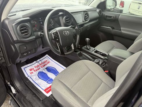 Used 2023 Toyota Tacoma SR AWD/4WD image 8