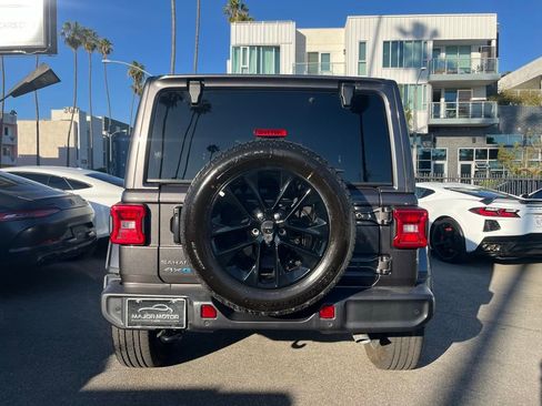 Used 2025 Jeep Wrangler Unlimited Sahara w/ Safety Group image 6