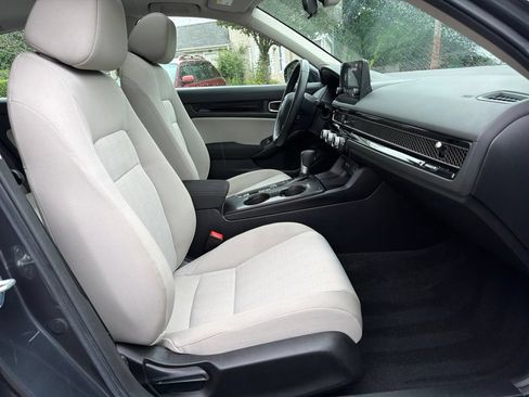 Used 2024 Honda Civic EX image 28