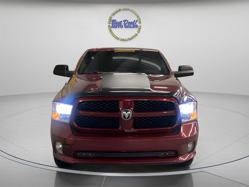 Used 2018 RAM 1500 Express AWD/4WD image 10