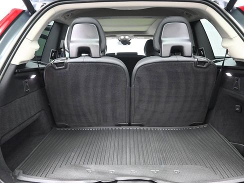 Used 2023 Volvo XC90 T8 Plus w/ Protection Package Premier image 12