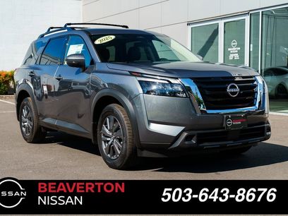 New 2025 Nissan Pathfinder SV