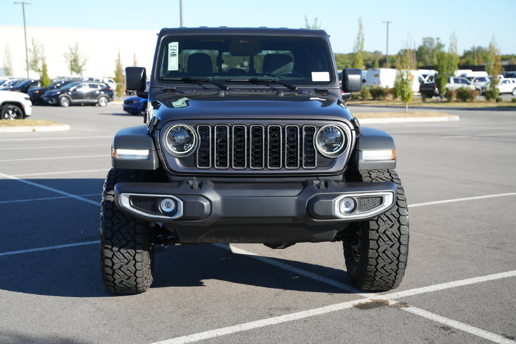 New 2026 Jeep Gladiator Sport w/ Dual Top Group AWD/4WD image 2