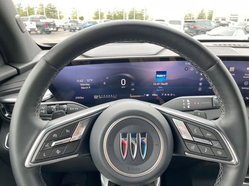 Used 2025 Buick Enclave Preferred image 20