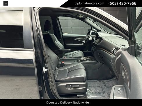 Used 2022 Honda Pilot TrailSport image 19