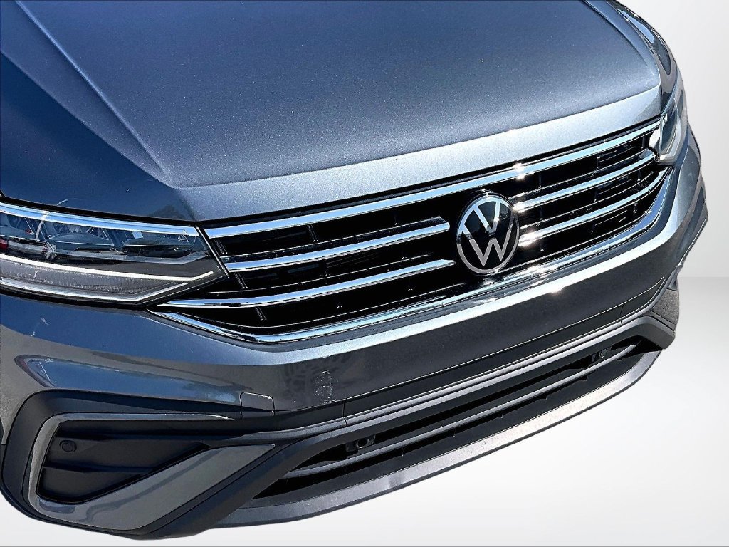 Used 2022 Volkswagen Tiguan SE AWD/4WD image 27