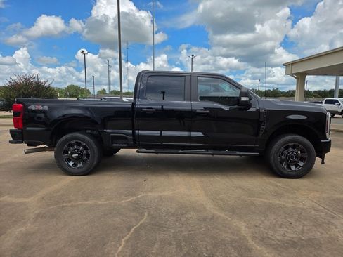 Used 2024 Ford F250 XL w/ STX Appearance Package AWD/4WD image 4